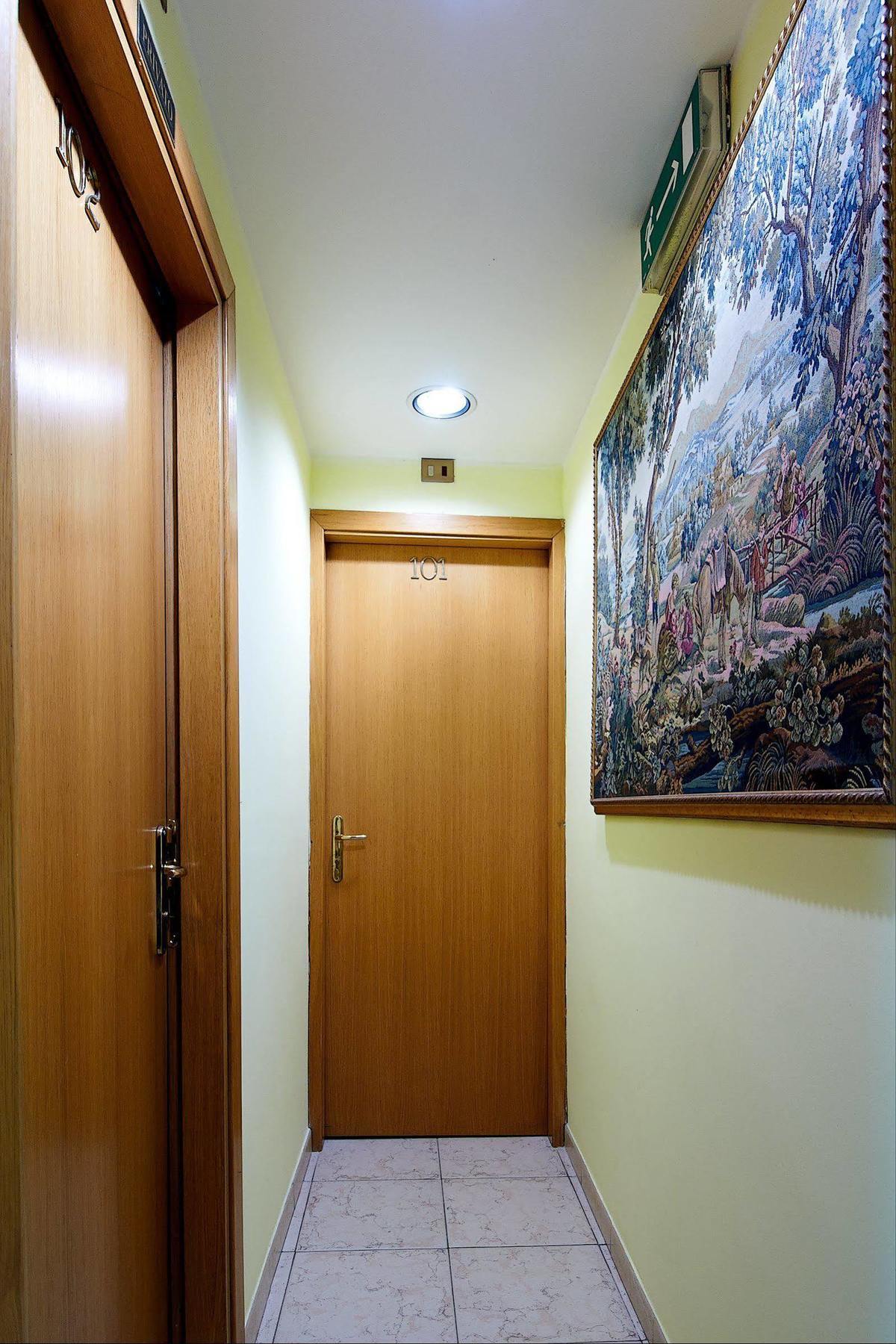 Nazional Rooms Řím Exteriér fotografie